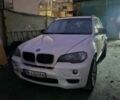Белый БМВ Х5, объемом двигателя 3 л и пробегом 263 тыс. км за 11800 $, фото 1 на Automoto.ua