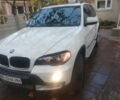 Белый БМВ Х5, объемом двигателя 3 л и пробегом 240 тыс. км за 11500 $, фото 1 на Automoto.ua