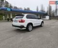 Белый БМВ Х5, объемом двигателя 3 л и пробегом 314 тыс. км за 14699 $, фото 61 на Automoto.ua