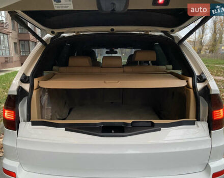 Белый БМВ Х5, объемом двигателя 4.8 л и пробегом 232 тыс. км за 11000 $, фото 47 на Automoto.ua