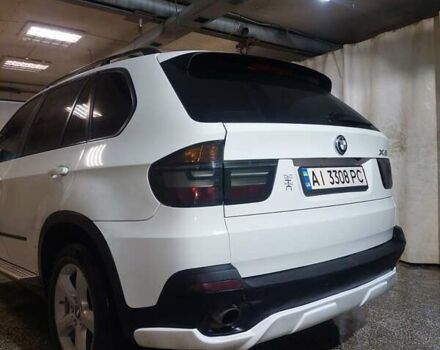 Белый БМВ Х5, объемом двигателя 3 л и пробегом 328 тыс. км за 12500 $, фото 4 на Automoto.ua