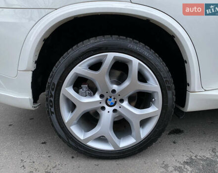 Белый БМВ Х5, объемом двигателя 4.8 л и пробегом 232 тыс. км за 11000 $, фото 44 на Automoto.ua