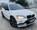 Белый БМВ Х5, объемом двигателя 4.8 л и пробегом 350 тыс. км за 13500 $, фото 1 на Automoto.ua