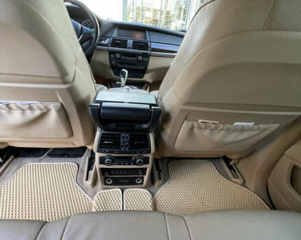 Білий БМВ Х5, об'ємом двигуна 4.8 л та пробігом 180 тис. км за 11499 $, фото 11 на Automoto.ua