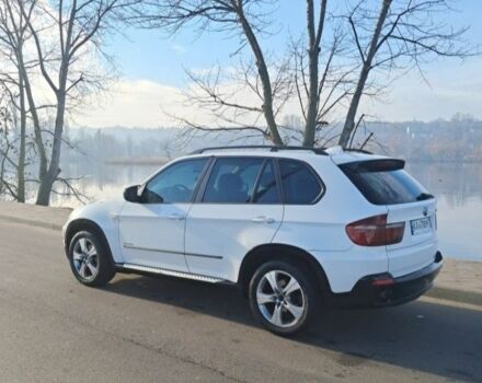 Белый БМВ Х5, объемом двигателя 3 л и пробегом 320 тыс. км за 10000 $, фото 3 на Automoto.ua