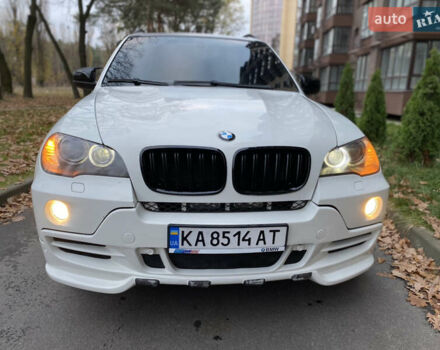 Белый БМВ Х5, объемом двигателя 4.8 л и пробегом 232 тыс. км за 11000 $, фото 2 на Automoto.ua