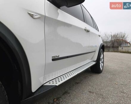 Белый БМВ Х5, объемом двигателя 3 л и пробегом 314 тыс. км за 14699 $, фото 57 на Automoto.ua