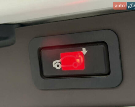 Белый БМВ Х5, объемом двигателя 3 л и пробегом 285 тыс. км за 10800 $, фото 15 на Automoto.ua