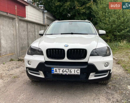 Белый БМВ Х5, объемом двигателя 3 л и пробегом 315 тыс. км за 12800 $, фото 6 на Automoto.ua