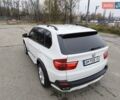 Белый БМВ Х5, объемом двигателя 3 л и пробегом 314 тыс. км за 14699 $, фото 52 на Automoto.ua