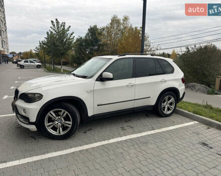 Белый БМВ Х5, объемом двигателя 3 л и пробегом 336 тыс. км за 9500 $, фото 6 на Automoto.ua