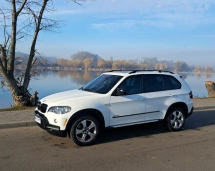 Белый БМВ Х5, объемом двигателя 3 л и пробегом 320 тыс. км за 10000 $, фото 2 на Automoto.ua