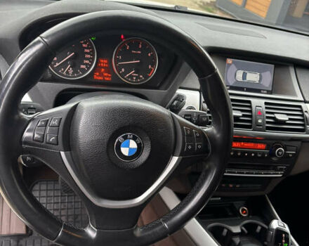 Белый БМВ Х5, объемом двигателя 2.99 л и пробегом 314 тыс. км за 14300 $, фото 28 на Automoto.ua