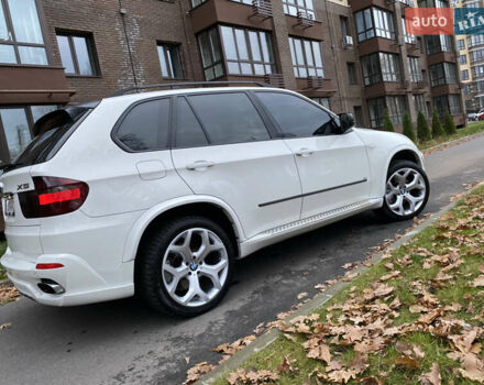 Белый БМВ Х5, объемом двигателя 4.8 л и пробегом 232 тыс. км за 11000 $, фото 35 на Automoto.ua