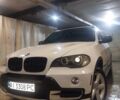 Белый БМВ Х5, объемом двигателя 3 л и пробегом 328 тыс. км за 12500 $, фото 41 на Automoto.ua