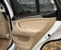 Белый БМВ Х5, объемом двигателя 4.8 л и пробегом 231 тыс. км за 9300 $, фото 17 на Automoto.ua