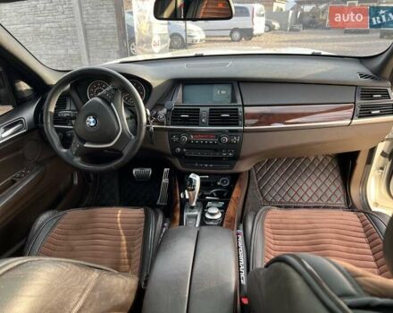 Белый БМВ Х5, объемом двигателя 4.8 л и пробегом 190 тыс. км за 9999 $, фото 1 на Automoto.ua