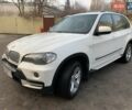 Белый БМВ Х5, объемом двигателя 3 л и пробегом 215 тыс. км за 15900 $, фото 1 на Automoto.ua