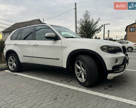 Белый БМВ Х5, объемом двигателя 3 л и пробегом 336 тыс. км за 9500 $, фото 4 на Automoto.ua