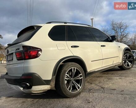 Белый БМВ Х5, объемом двигателя 4.8 л и пробегом 190 тыс. км за 9999 $, фото 14 на Automoto.ua