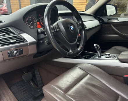 Белый БМВ Х5, объемом двигателя 2.99 л и пробегом 314 тыс. км за 14300 $, фото 53 на Automoto.ua