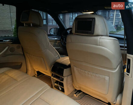 Белый БМВ Х5, объемом двигателя 4.8 л и пробегом 232 тыс. км за 11000 $, фото 57 на Automoto.ua