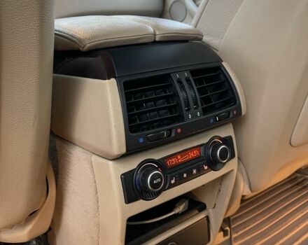 Белый БМВ Х5, объемом двигателя 4.8 л и пробегом 231 тыс. км за 9300 $, фото 14 на Automoto.ua