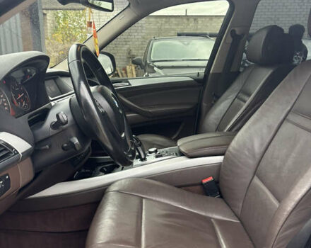 Белый БМВ Х5, объемом двигателя 2.99 л и пробегом 314 тыс. км за 14300 $, фото 54 на Automoto.ua