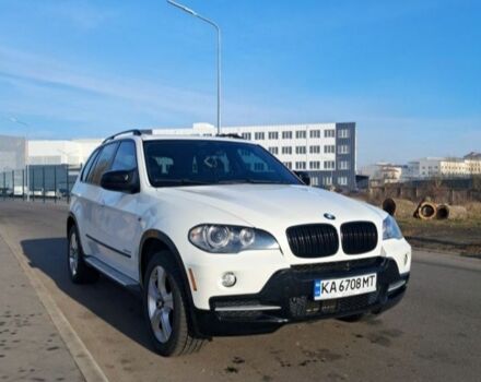 Белый БМВ Х5, объемом двигателя 3 л и пробегом 320 тыс. км за 10000 $, фото 1 на Automoto.ua
