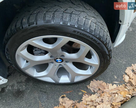 Белый БМВ Х5, объемом двигателя 4.8 л и пробегом 232 тыс. км за 11000 $, фото 43 на Automoto.ua