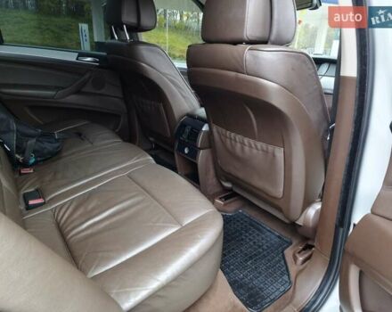 Белый БМВ Х5, объемом двигателя 3 л и пробегом 314 тыс. км за 14699 $, фото 32 на Automoto.ua