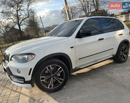 Белый БМВ Х5, объемом двигателя 4.8 л и пробегом 190 тыс. км за 9999 $, фото 8 на Automoto.ua