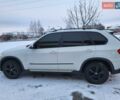 Белый БМВ Х5, объемом двигателя 3 л и пробегом 288 тыс. км за 12700 $, фото 50 на Automoto.ua