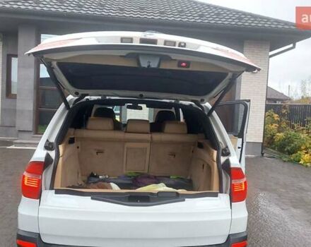 Белый БМВ Х5, объемом двигателя 3 л и пробегом 264 тыс. км за 15000 $, фото 9 на Automoto.ua