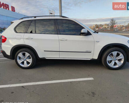 Белый БМВ Х5, объемом двигателя 3 л и пробегом 336 тыс. км за 13900 $, фото 4 на Automoto.ua