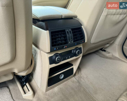 Белый БМВ Х5, объемом двигателя 2.99 л и пробегом 195 тыс. км за 15500 $, фото 11 на Automoto.ua