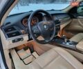 Белый БМВ Х5, объемом двигателя 3 л и пробегом 288 тыс. км за 12700 $, фото 117 на Automoto.ua