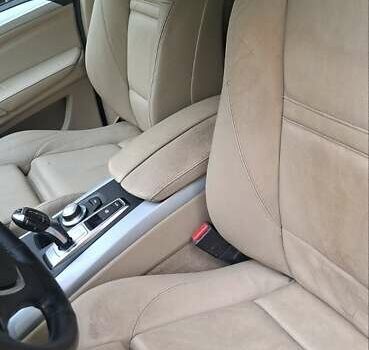 Белый БМВ Х5, объемом двигателя 3 л и пробегом 519 тыс. км за 8865 $, фото 4 на Automoto.ua