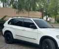 Белый БМВ Х5, объемом двигателя 3 л и пробегом 235 тыс. км за 14600 $, фото 4 на Automoto.ua