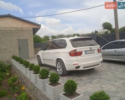 Білий БМВ Х5, об'ємом двигуна 3 л та пробігом 350 тис. км за 13000 $, фото 5 на Automoto.ua