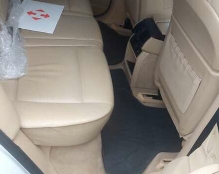 Белый БМВ Х5, объемом двигателя 3 л и пробегом 264 тыс. км за 15000 $, фото 7 на Automoto.ua