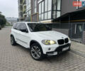 Белый БМВ Х5, объемом двигателя 2.99 л и пробегом 319 тыс. км за 14999 $, фото 1 на Automoto.ua