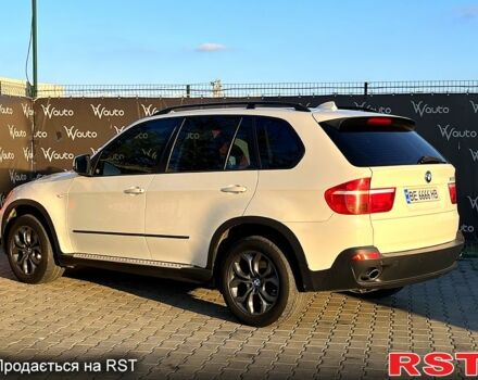 БМВ Х5 2009 в Николаеве на Automoto.ua Белый БМВ Х5, объемом двигателя 3 л и пробегом 284 тыс. км за 13499 $, фото 1 на Automoto.ua