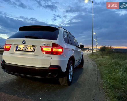 Белый БМВ Х5, объемом двигателя 3 л и пробегом 244 тыс. км за 11700 $, фото 10 на Automoto.ua
