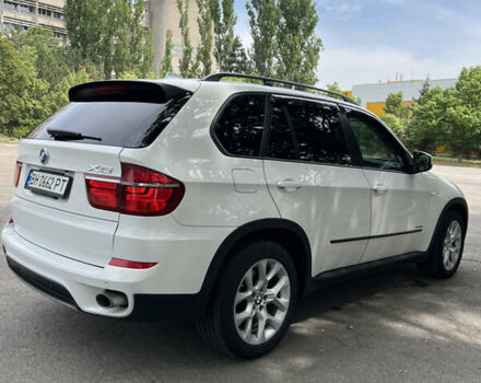 Белый БМВ Х5, объемом двигателя 3 л и пробегом 235 тыс. км за 17500 $, фото 8 на Automoto.ua