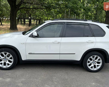 Белый БМВ Х5, объемом двигателя 3 л и пробегом 235 тыс. км за 17500 $, фото 3 на Automoto.ua
