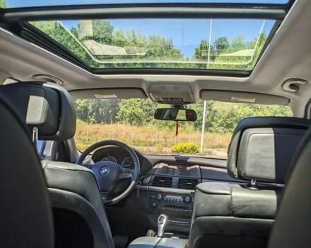 Белый БМВ Х5, объемом двигателя 3 л и пробегом 309 тыс. км за 13600 $, фото 13 на Automoto.ua