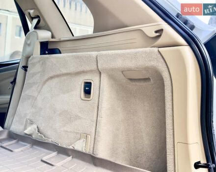 Білий БМВ Х5, об'ємом двигуна 3 л та пробігом 244 тис. км за 13800 $, фото 126 на Automoto.ua