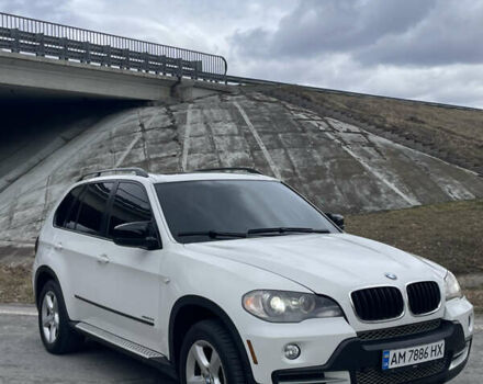 Белый БМВ Х5, объемом двигателя 3 л и пробегом 420 тыс. км за 9300 $, фото 2 на Automoto.ua