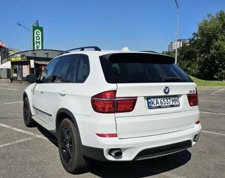 Белый БМВ Х5, объемом двигателя 2.98 л и пробегом 209 тыс. км за 13900 $, фото 2 на Automoto.ua